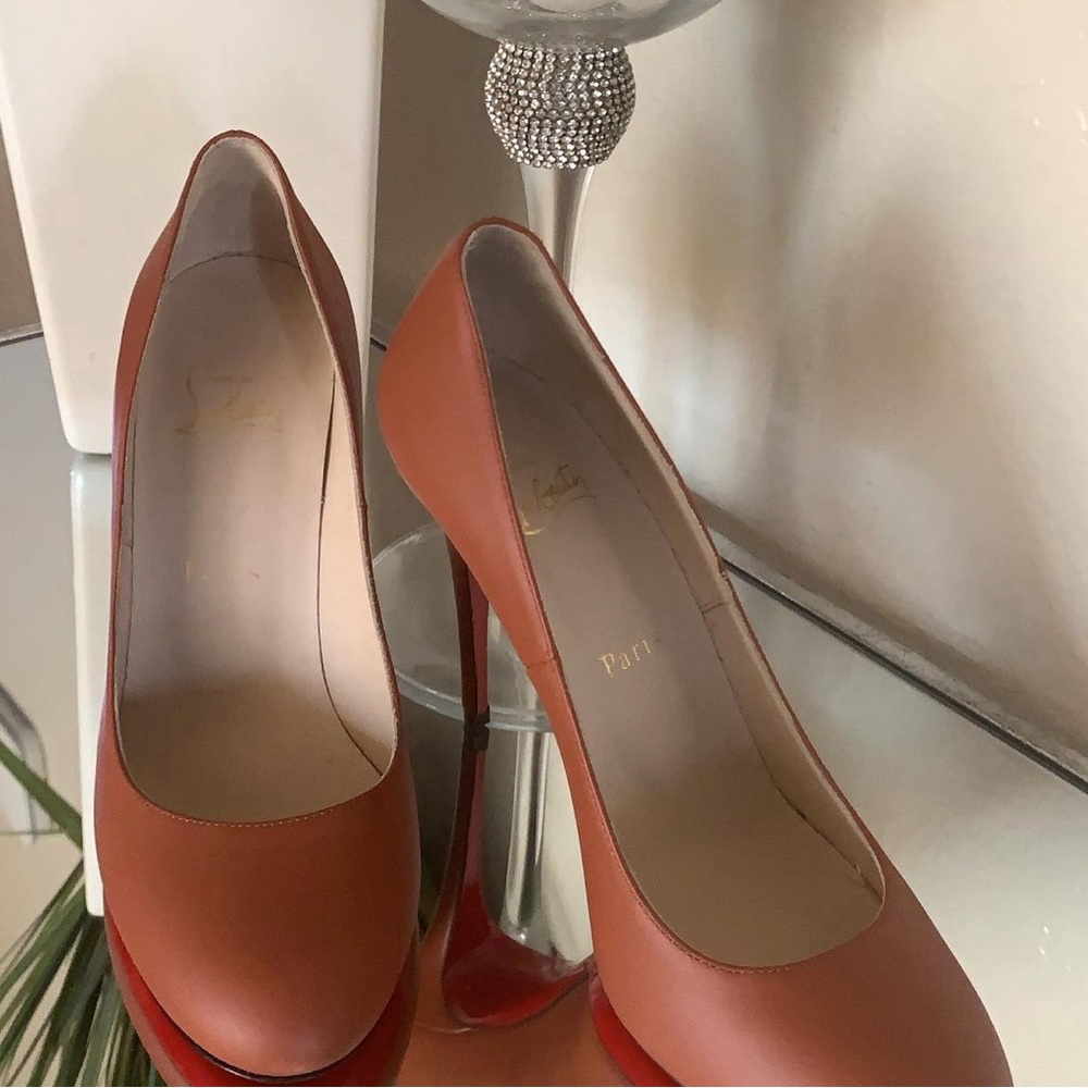 Christian Louboutin pumps size 38